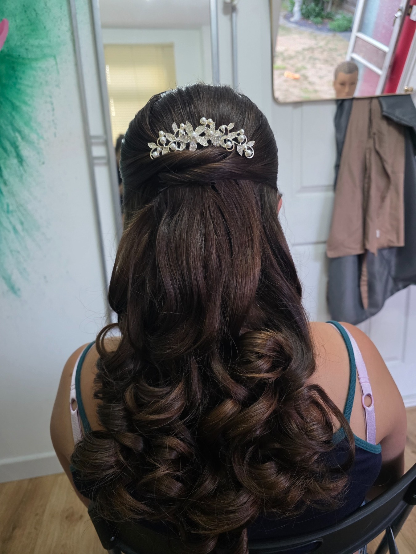 Glossy brunette layers